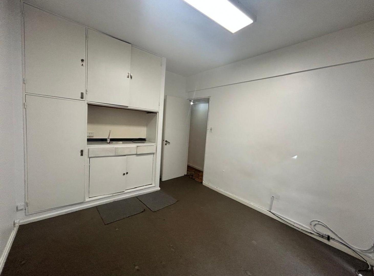 Foto de VENTA 2 AMBIENTES CON PATIO APTO PROFESIONAL, imagen 3