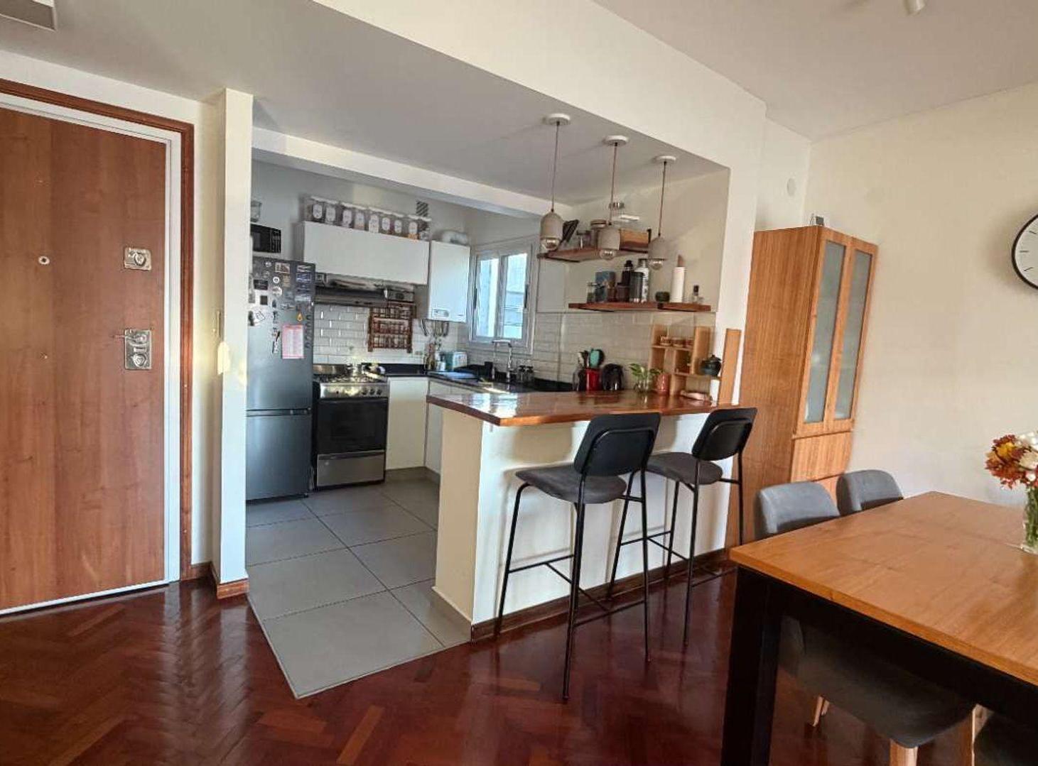 Foto de VENTA 3 AMBIENTES RECICLADO COCHERA BALCON PALERMO, imagen 3