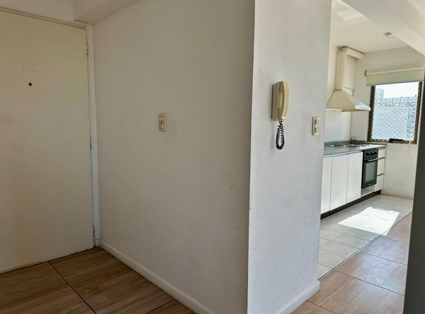 Foto de Venta 2 amb Caballito piso 8 vista abierta, imagen 1