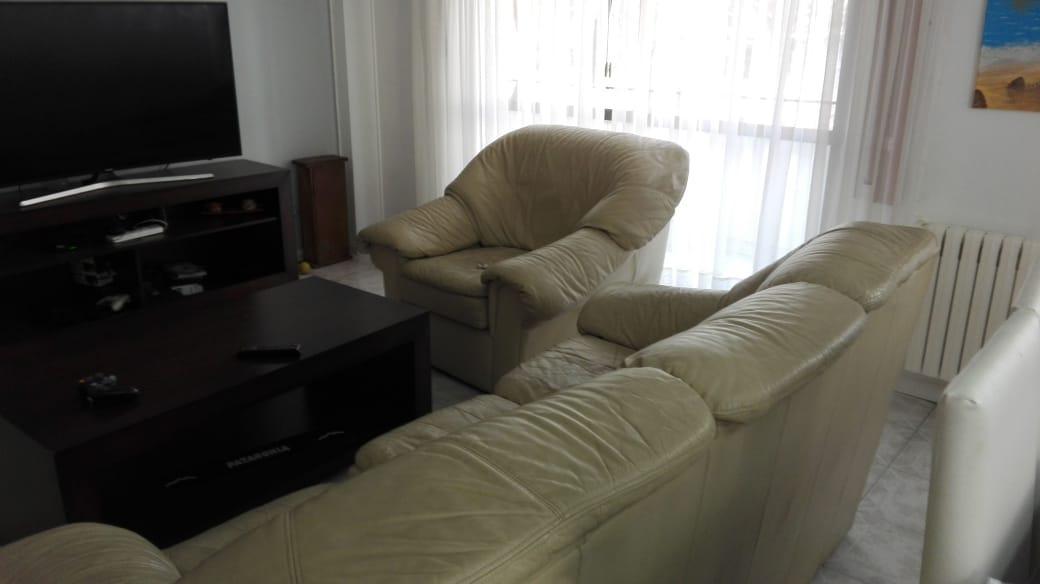 Foto de VENTA DE EXCELENTE PISO DE 4 AMBIENTES TODO EXTERNO 140 M2 EN E. RÍOS Y, imagen 5