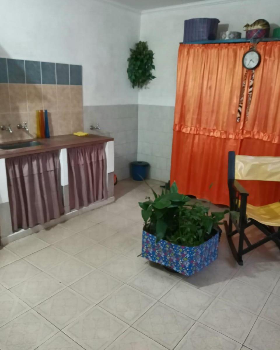 Foto de IMPECABLE PH DE 2 AMBIENTES CON GRAN TERRENO Y ENTRADA DE AUTO, imagen 5