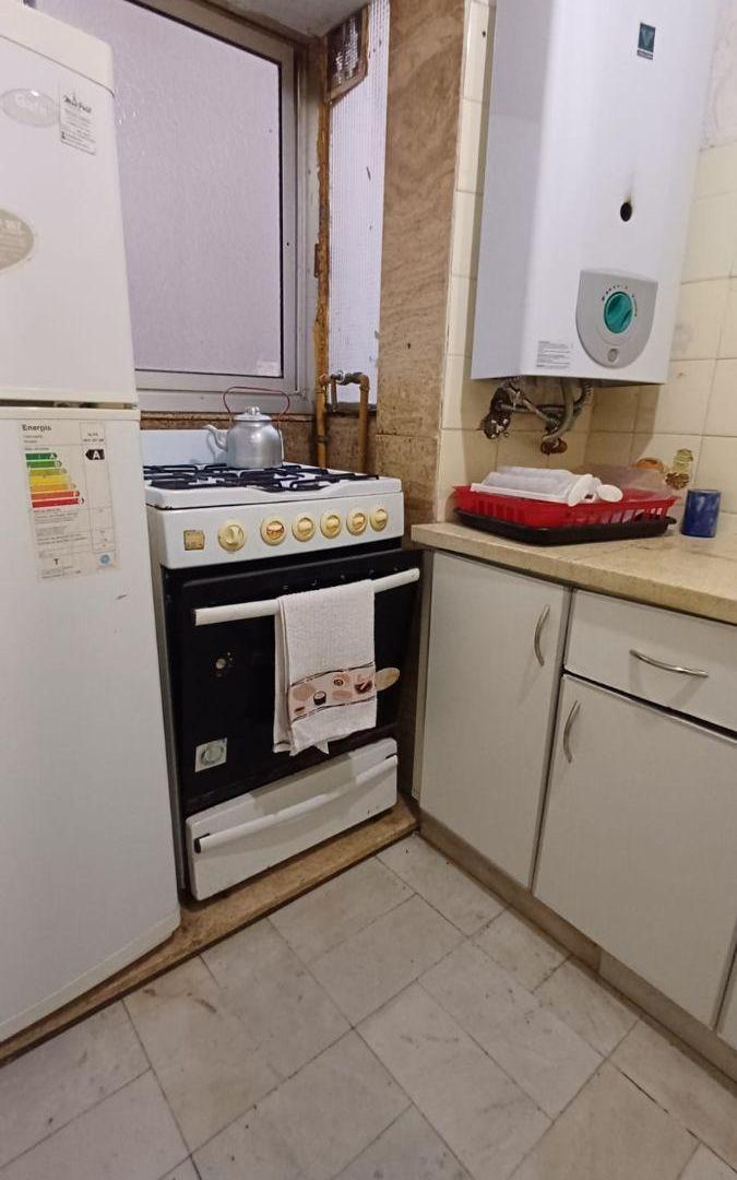 Foto de OPORTUNIDAD DE COMPRA DE 1 AMBIENTE CON ESPACIO DE COCHERA, 28 M2 MUY, imagen 1