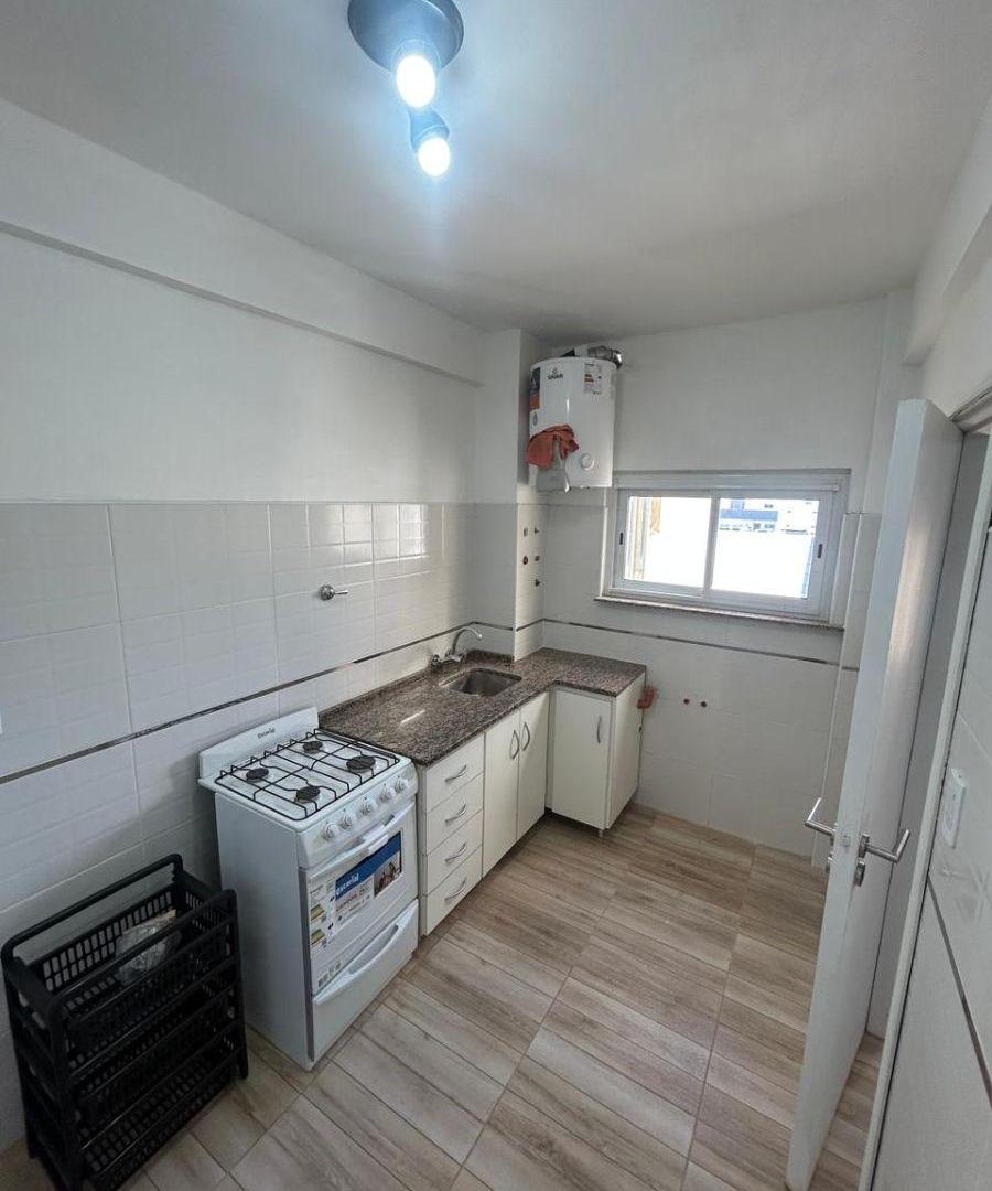 Foto de IMPECABLE DEPARTAMENTO DE 3 AMBIENTES TODO A NUEVO EN EXCELENTE ZONA Y, imagen 2