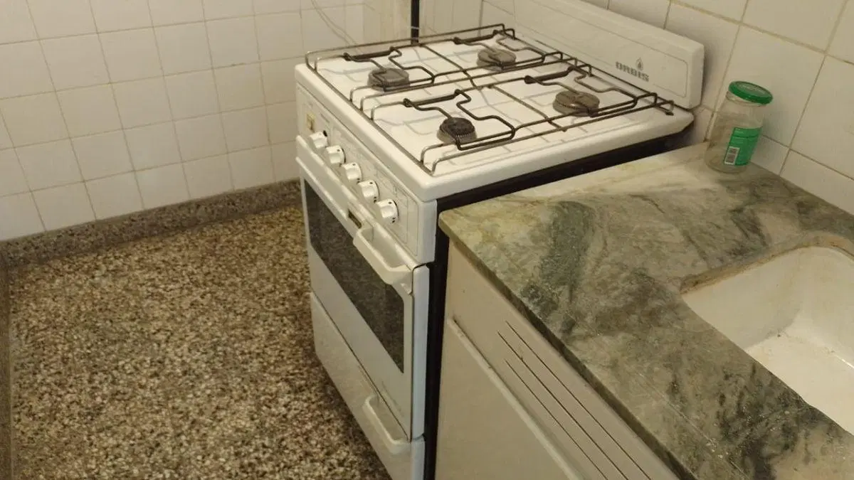 24 MESES PARA 1 PERSONA SOLA, MONOAMBIENTE DESPLAZADO CONTRAFRENTE EN EXCELENTE UBICACIÓN 3