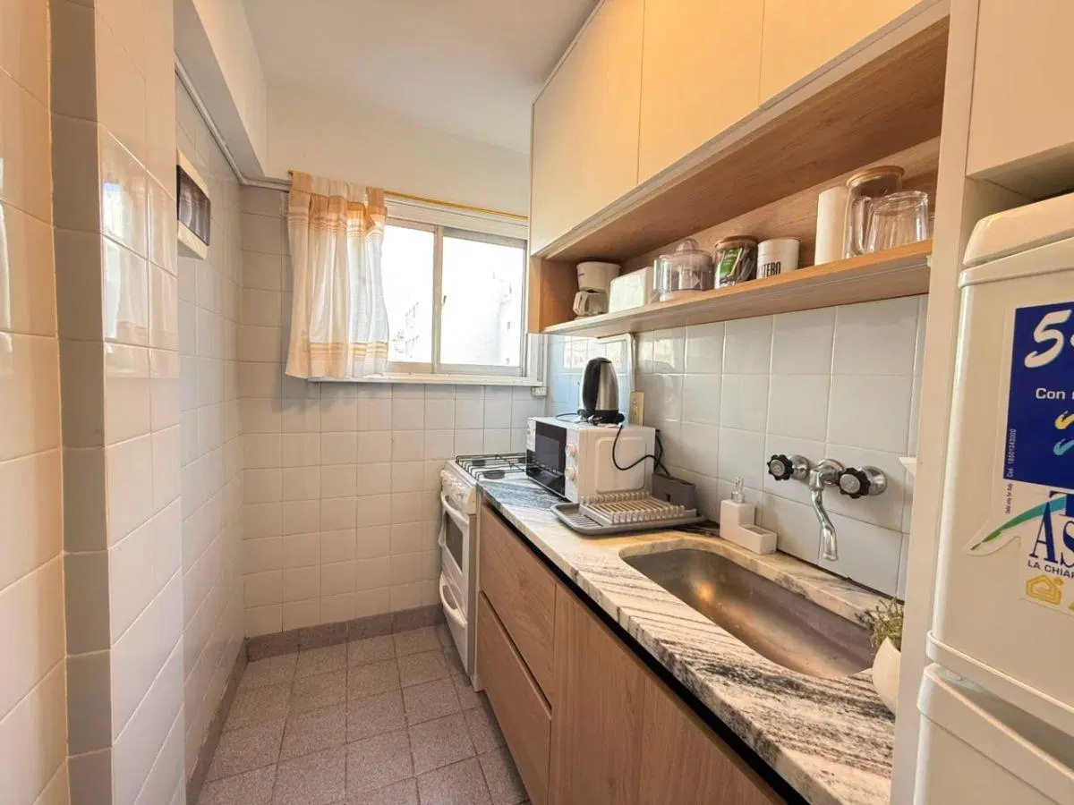 EXCELENTE MON OAMBIEN TE EXTERNO C/BALCÓN, TODO A NUEVO, 27 M2. EN INMEJORABLE UBICACIÓN 5