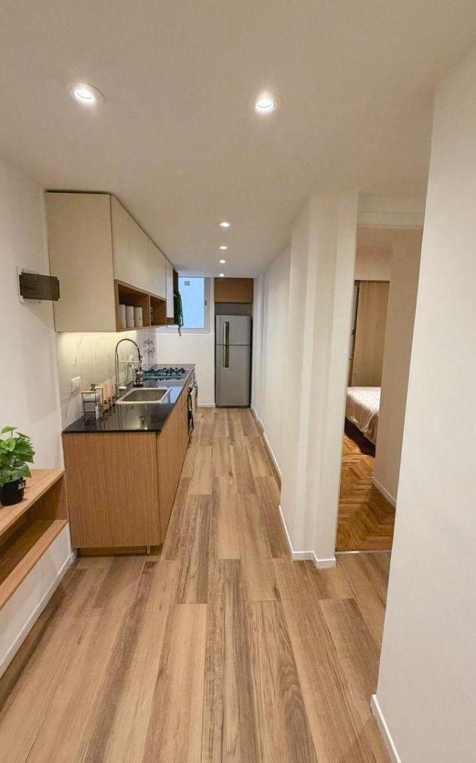 Foto de AMPLIO 2 AMBIENTES EXTERNO C/BALCÓN Y DEPEND., A NUEVO, 54 M2, imagen 3