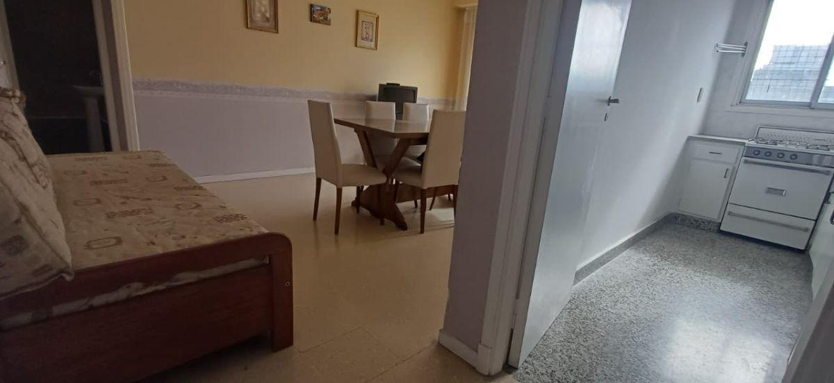 Foto de AMPLIO E IMPECABLE 2 AMBIENTES TODO A LA CALLE,44M2.,APTO CRÉDITO, imagen 5