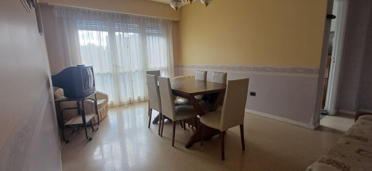 Foto de AMPLIO E IMPECABLE 2 AMBIENTES TODO A LA CALLE,44M2.,APTO CRÉDITO, imagen 1