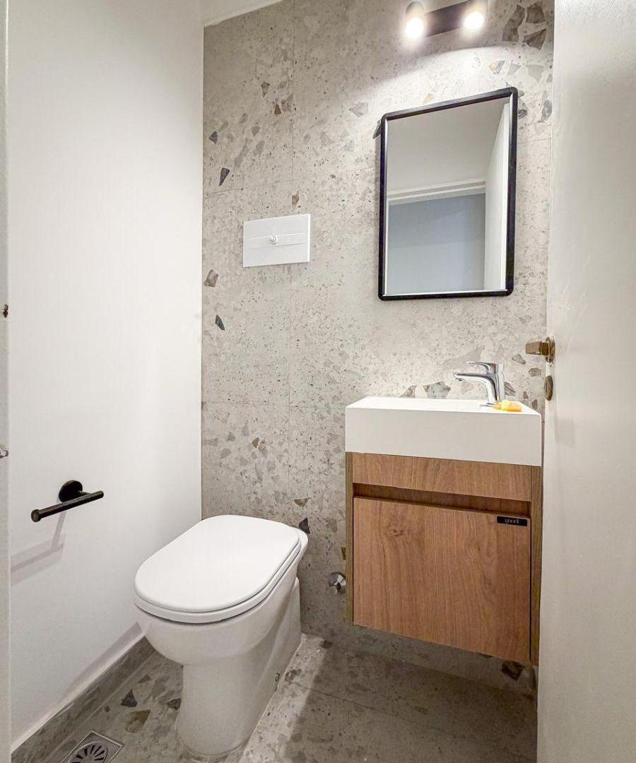Foto de AMPLIO DEPARTAMENTO DE 2 AMBIENTES EXTERNO, TODO A NUEVO, 44 M2. EN, imagen 2