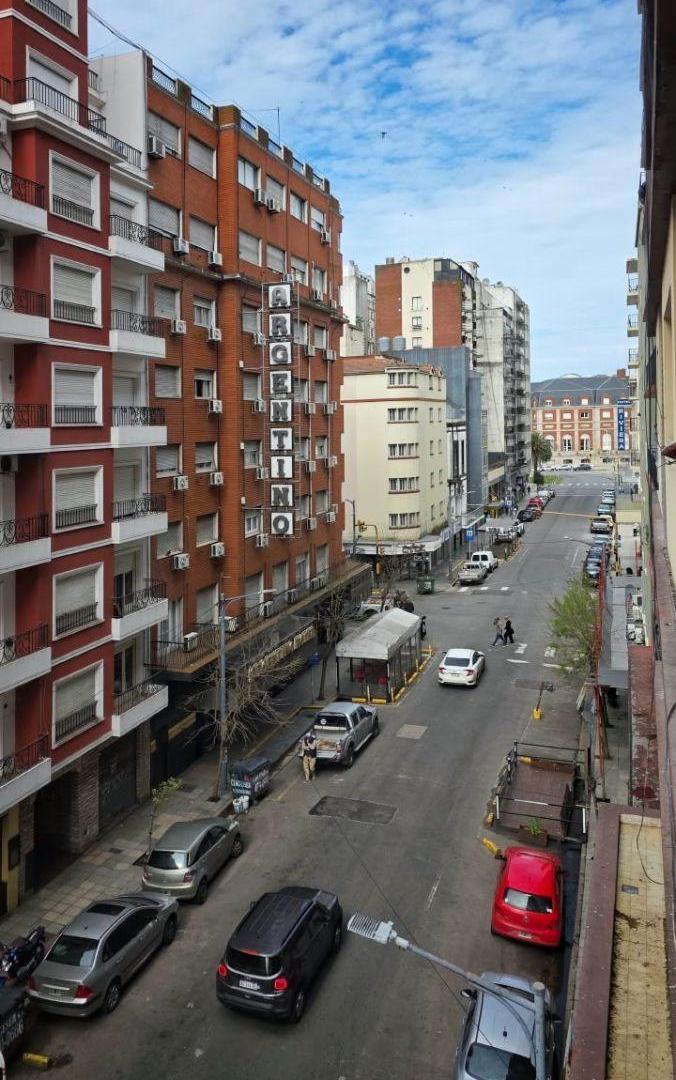 Foto de GRAN 2 AMBIENTES EXTERNO CON BALCÓN Y DEPENDENCIA, 60 M2. TODO A NUEVO, imagen 5