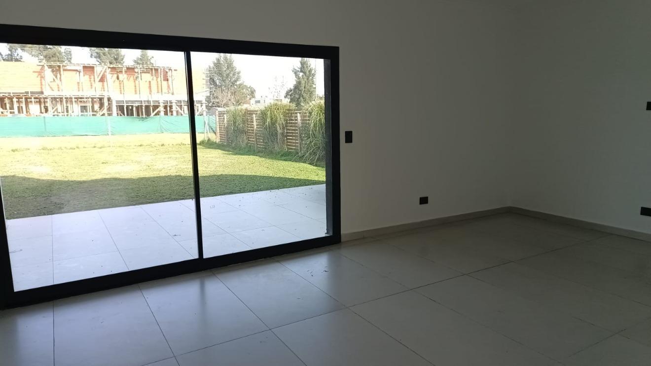Foto de Casa a estrenar en Barrio San Pablo - Financiación privada, imagen 3