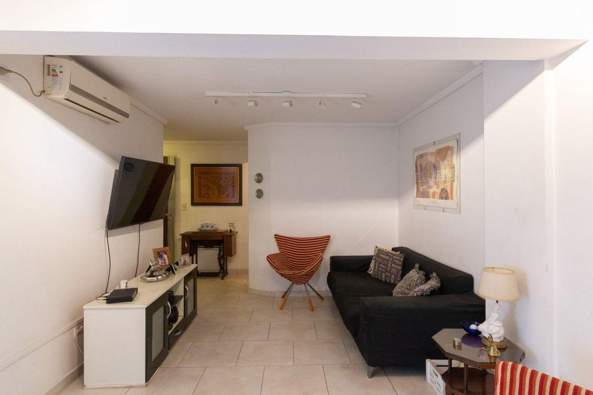 Venta Inmejorable 3 Amb con Patio Parque Chacabuco 2
