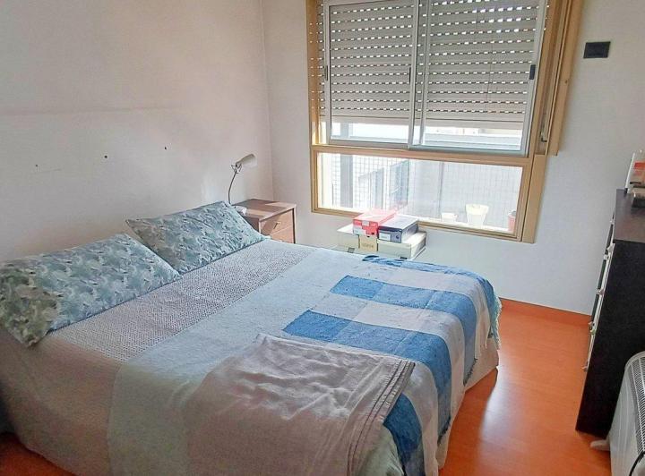 VENTA DPTO 2 AMB CON BALCON - PZA IRLANDA 5