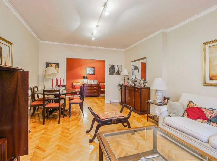 VENTA DEPTO 4 AMB. CON DEPENDENCIA, PATIO Y PLAY 4