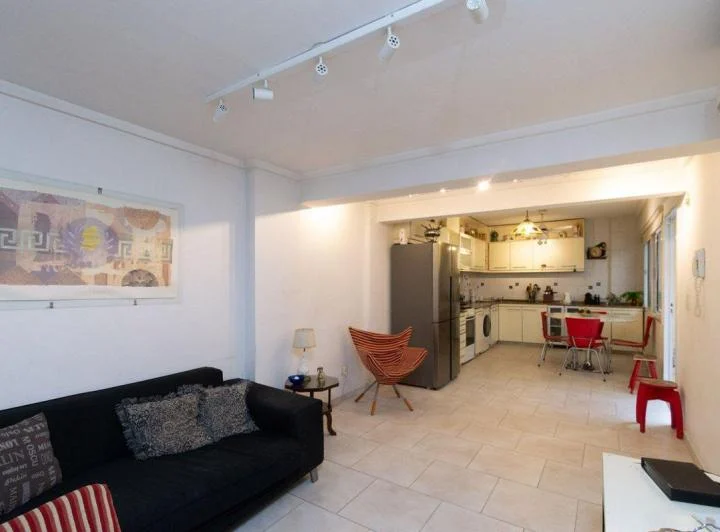 Venta Inmejorable 3 Amb con Patio Parque Chacabuco 3