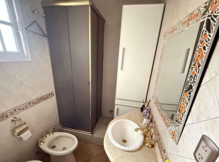 VENTA PH TRIPLEX SAN CRISTOBAL 4 AMBIENTES 5