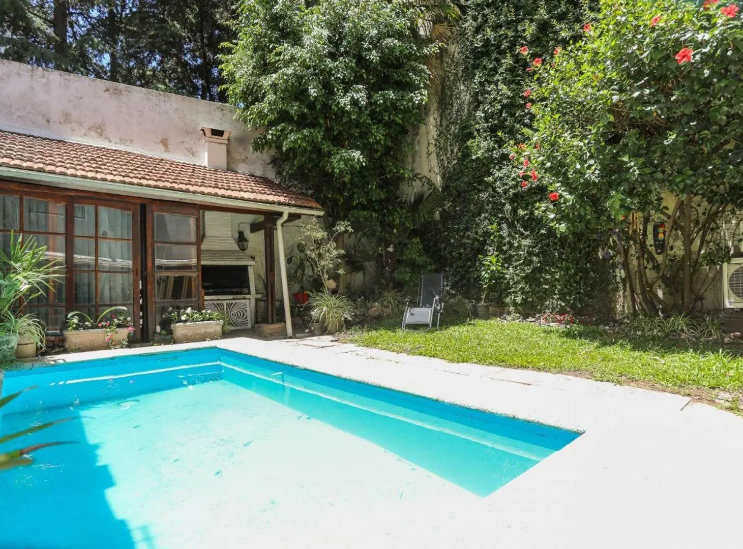 Venta departamento 4 ambientes/pileta propia. 3