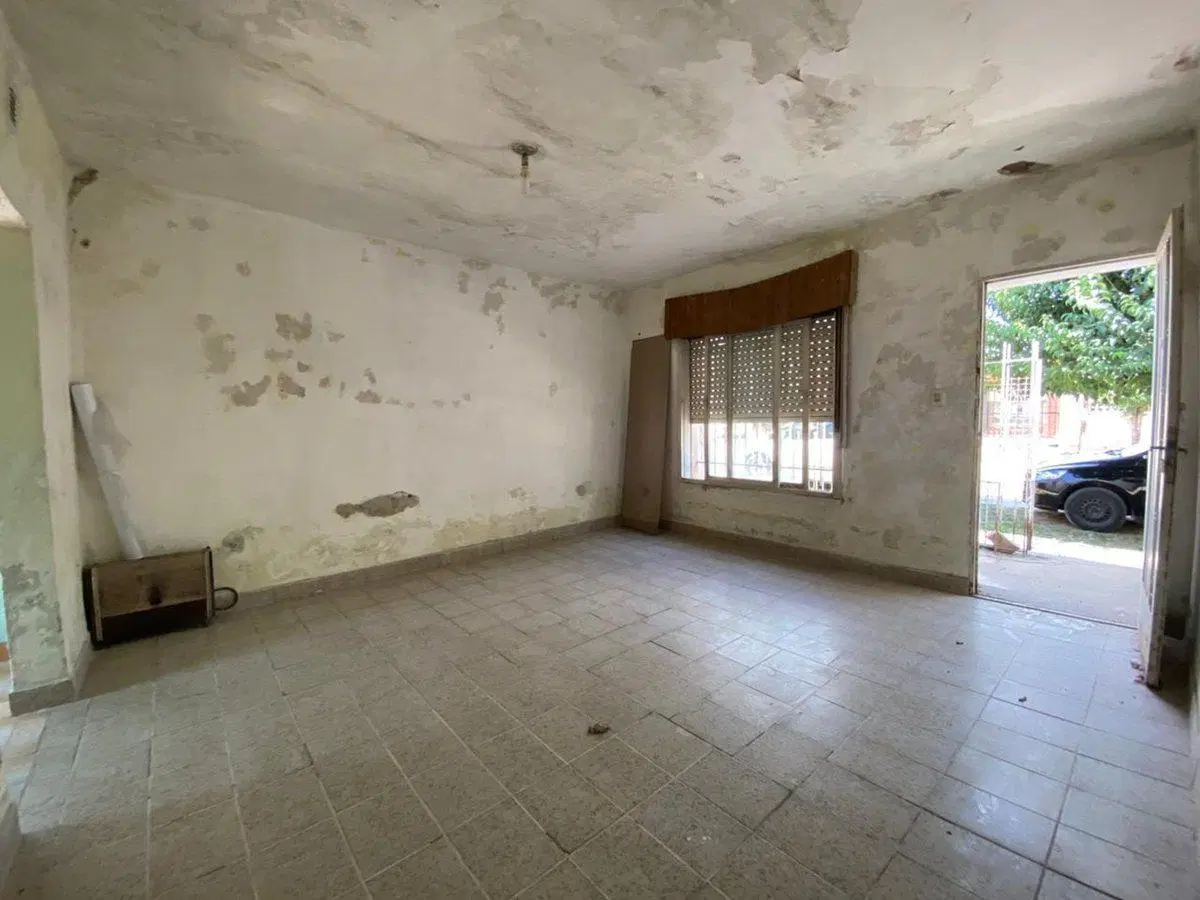 VENTA DE CASA TRES AMBIENTES 4