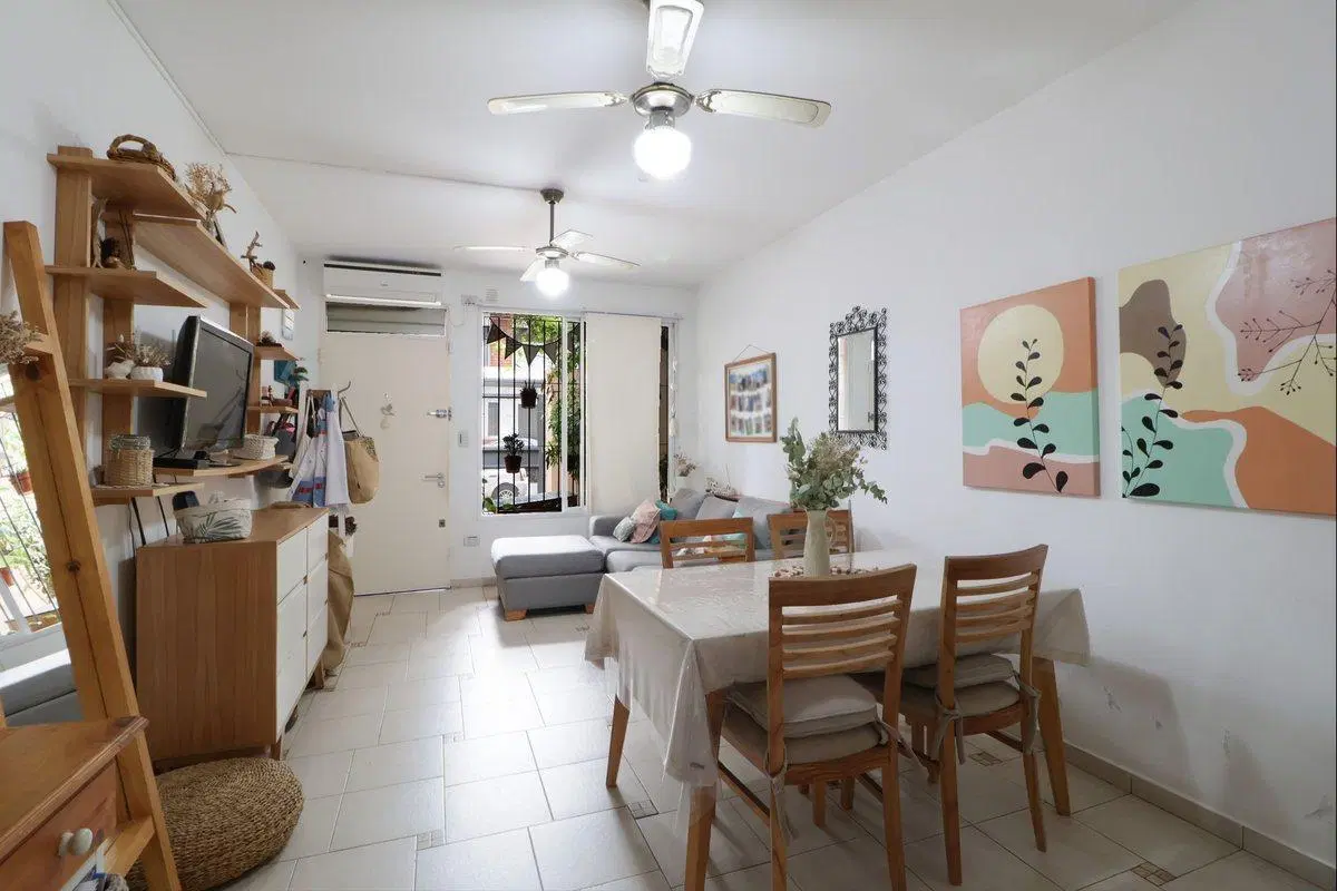 VENTA PH - 2 AMB - MONTE CASTRO - PATIO Y COCHERA 4
