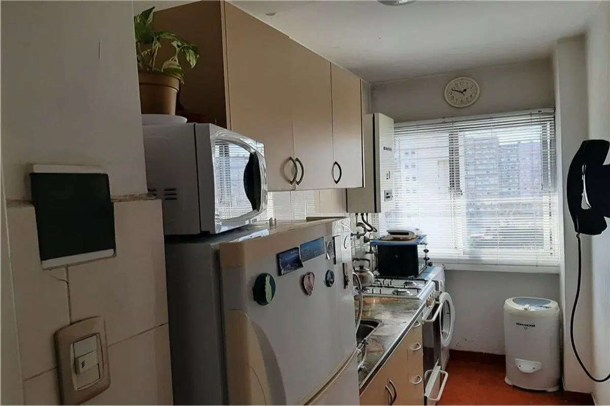 VENTA DPTO. 3 AMB.-M/LUMIN.-PISO ALTO- V. LUGANO 3