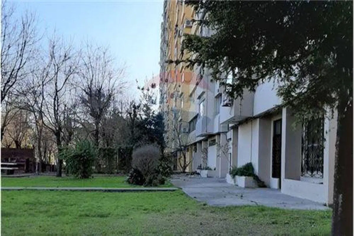 VENTA DPTO. 3 AMB.-M/LUMIN.-PISO ALTO- V. LUGANO 5