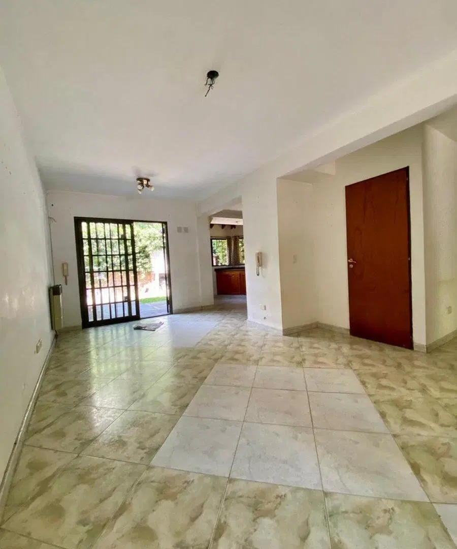 VENTA DUPLEX 4 AMBIENTES SEMICERRADO 5
