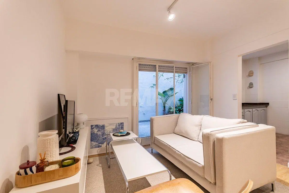 VENTA DPTO. 2 AMB. C/PATIO-EXC-UBICACIÓN-SAN TELMO 3