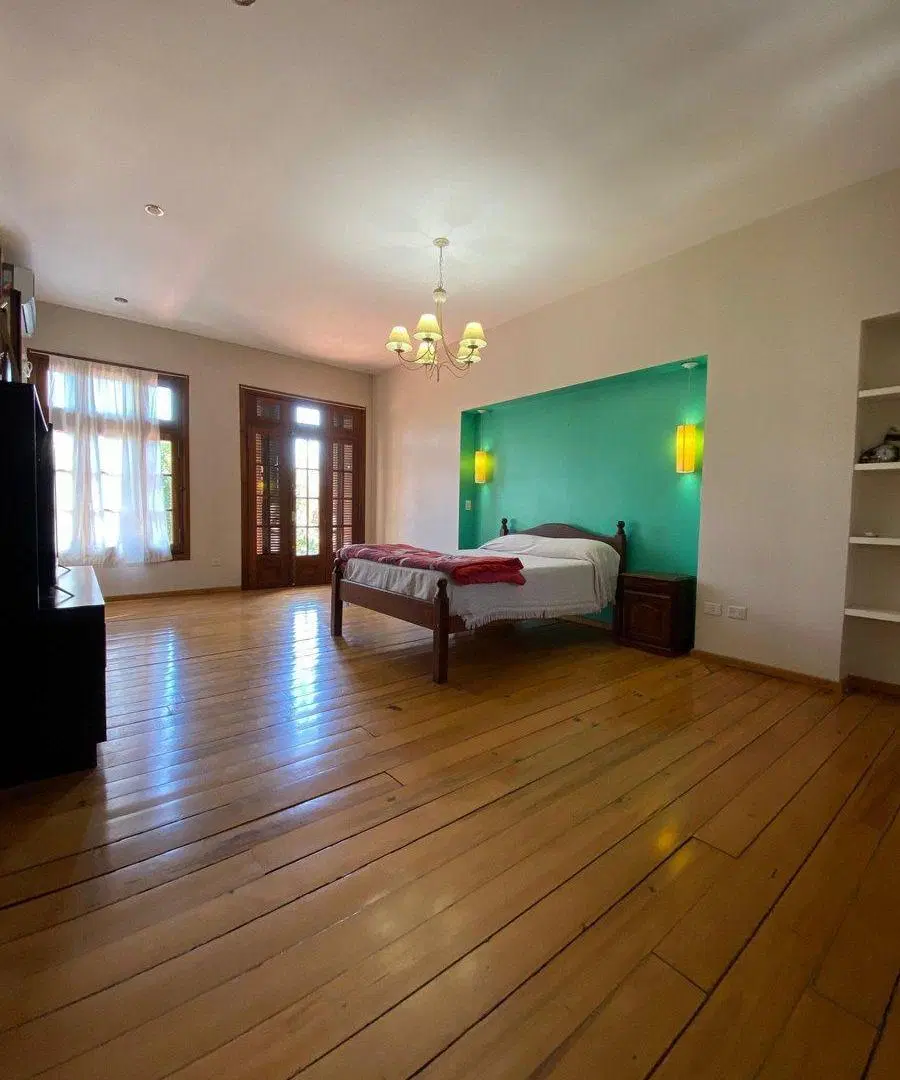 ESPECTACULAR CASA EN MAXIMO PAZ - CAÑUELAS 5