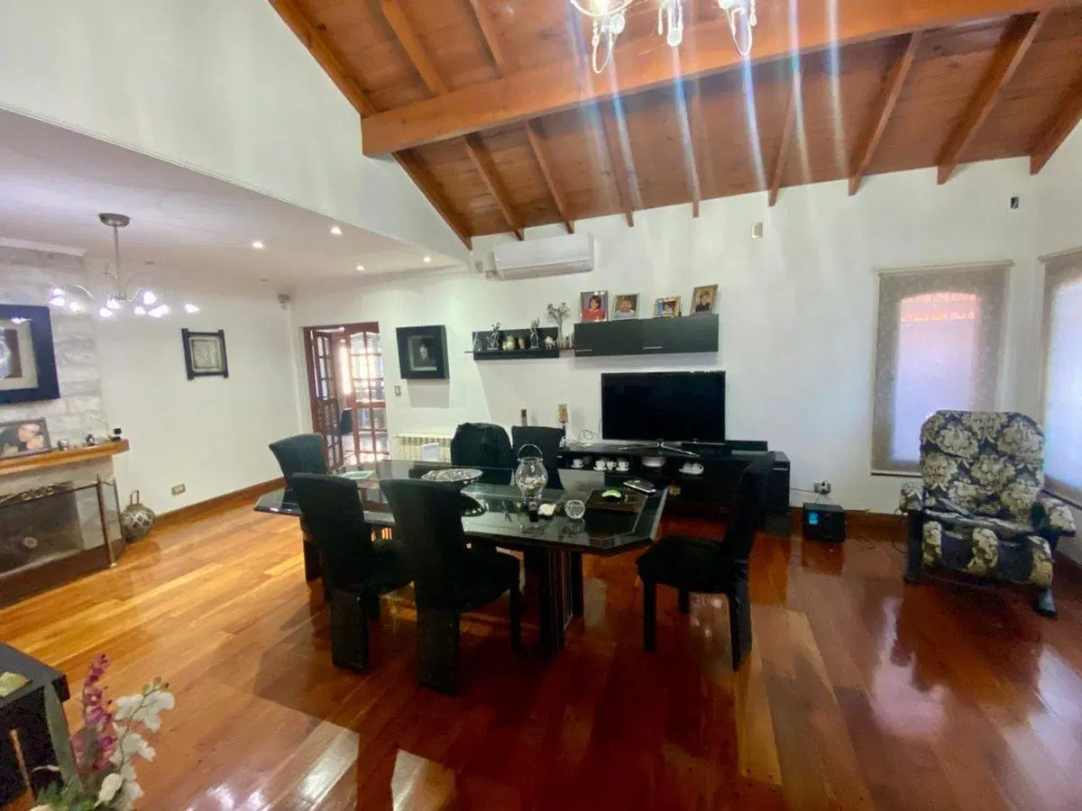 VENTA DE INCREIBLE PROPIEDAD EN CIUDAD EVITA 3