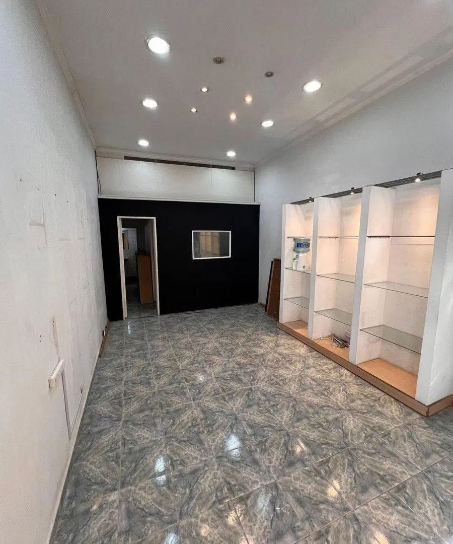 GALERIA JARDIN - LOCAL 35MT PISO 1 MICROCENTRO 2