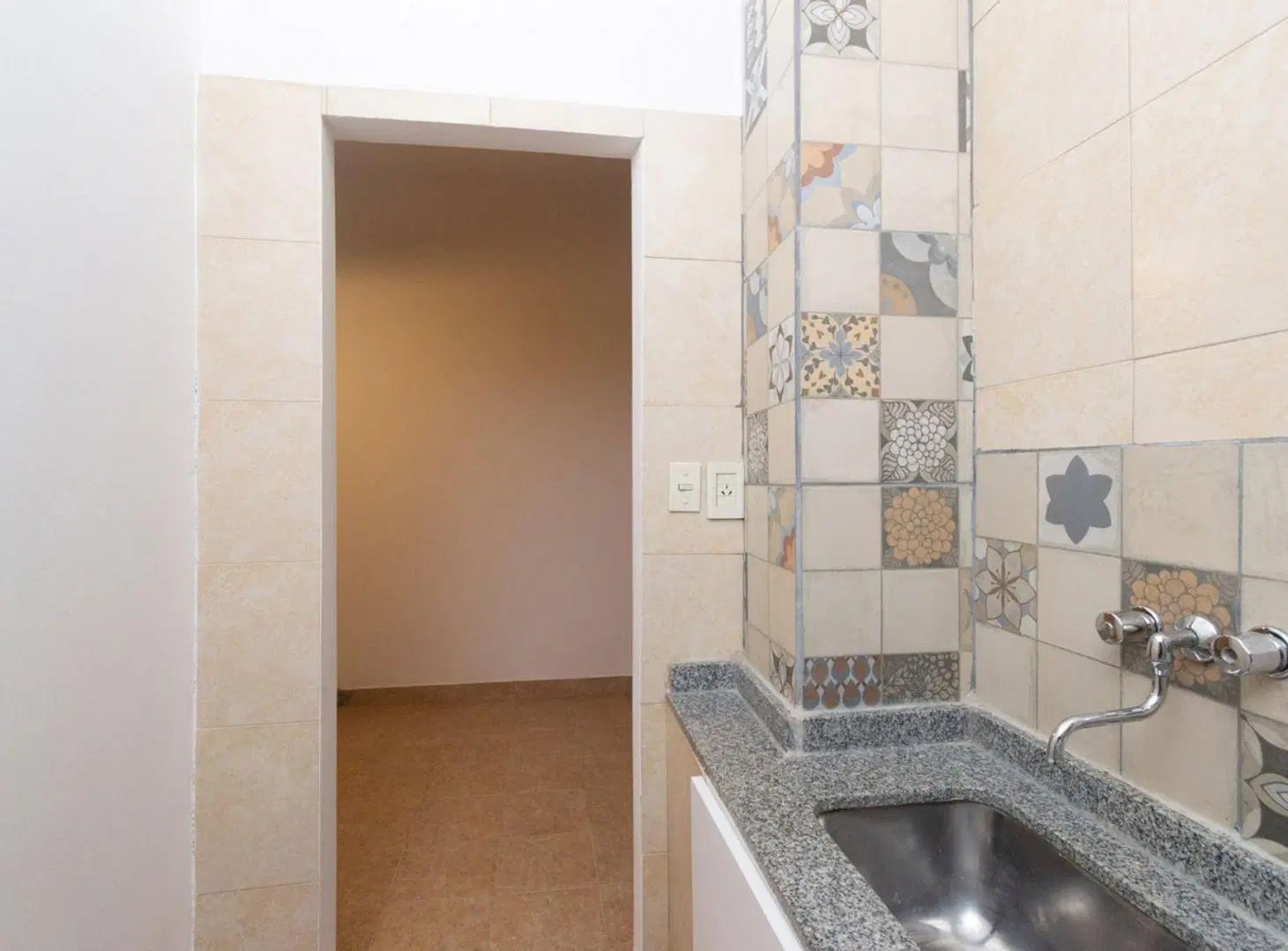 VENTA 2 AMB. C/PATIO EN PALERMO-REFACC.-EXC.UBICAC 4