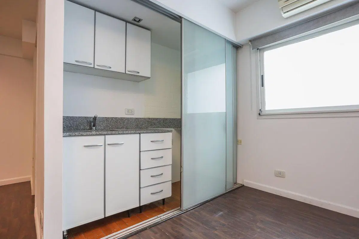 DEPARTAMENTO 2 AMBIENTES C/BALCON - PALERMO 4