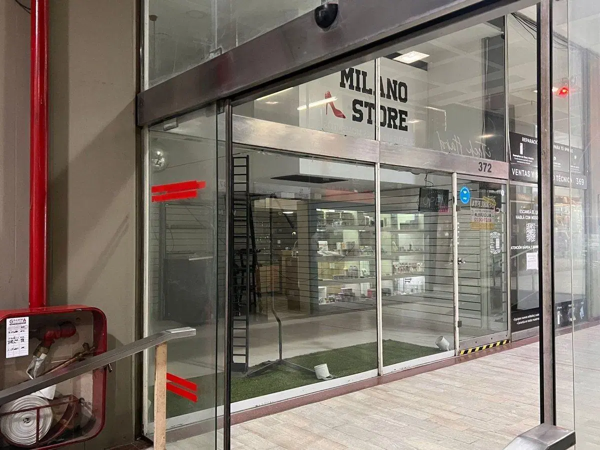 GALERIA JARDIN - LOCAL 372 PB 35MTS MICROCENTRO 2
