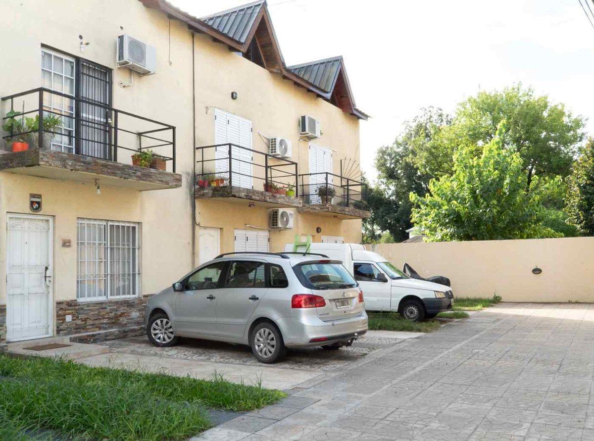 VENTA PH TRIPLEX 3 AMB+ PLAYROOM MARTIN CORONADO