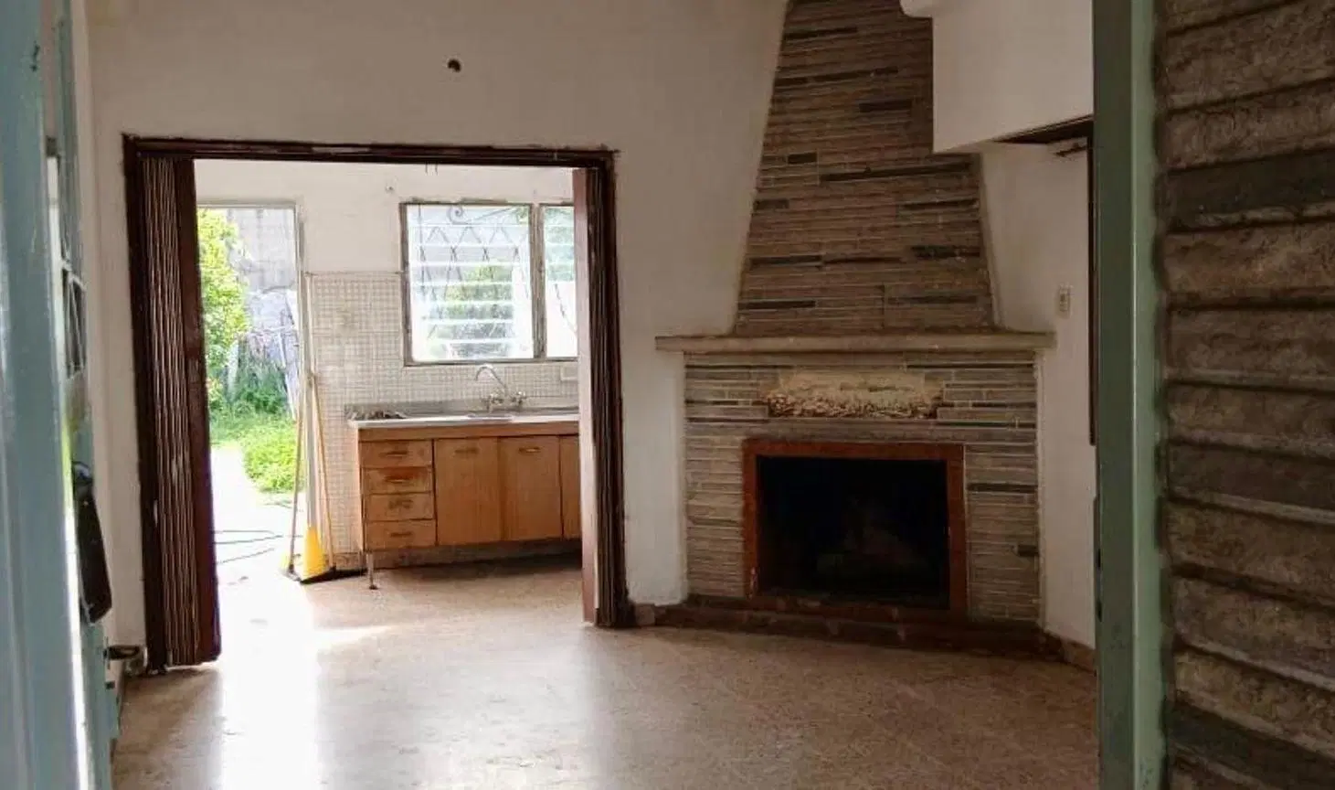 CHALET EN VENTA SOBRE LOTE DE GRAN SUPERFICIE 4