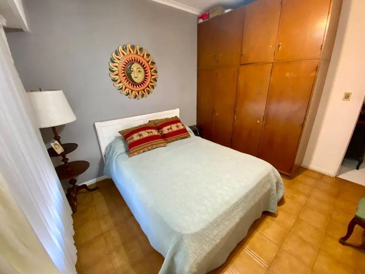 VENTA DE MUY LINDA CASA 4 AMBIENTES EN LAFERRERE 3