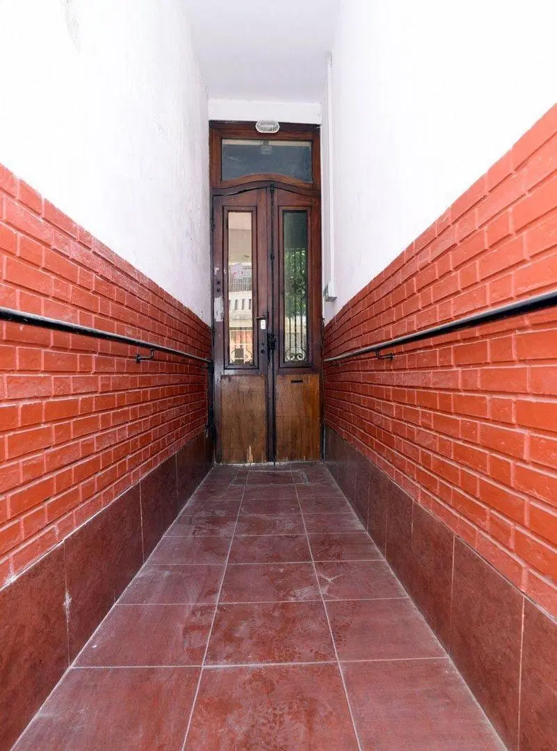 VENTA  Casa apta comercial en Barracas 2