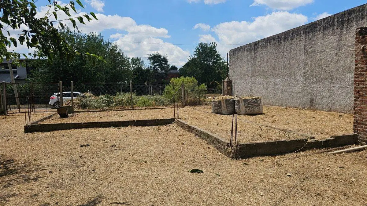 VENTA LOTE PARQUE LELOIR 4