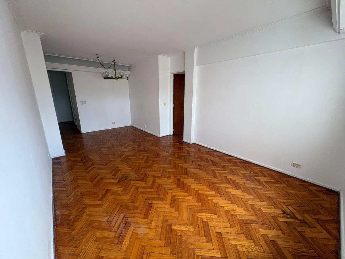 Excelente departamento MUY LUMINOSO 4
