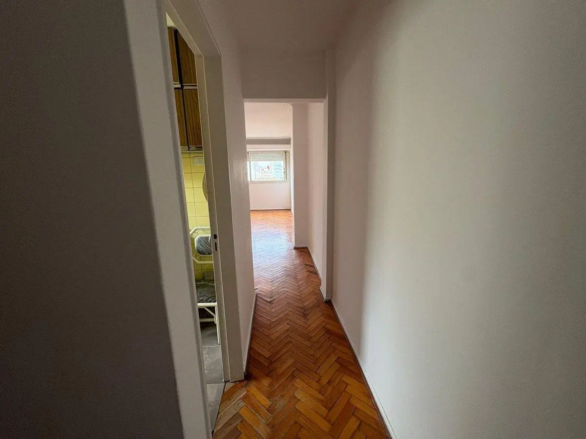 Excelente departamento MUY LUMINOSO 3
