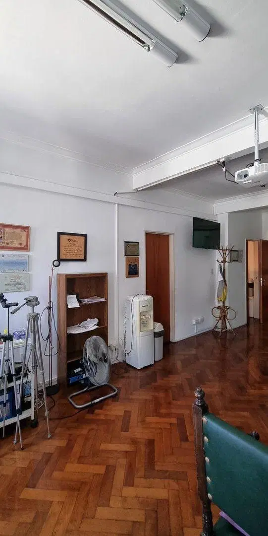 OFICINA RECICLADA MICROCENTRO OPC RENTA/ PERMUTA 2