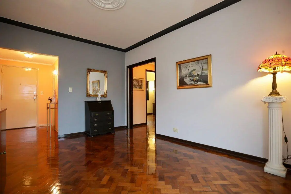 VENTA - DEPTO 3 AMB. IMPECABLE C/BALCON 2