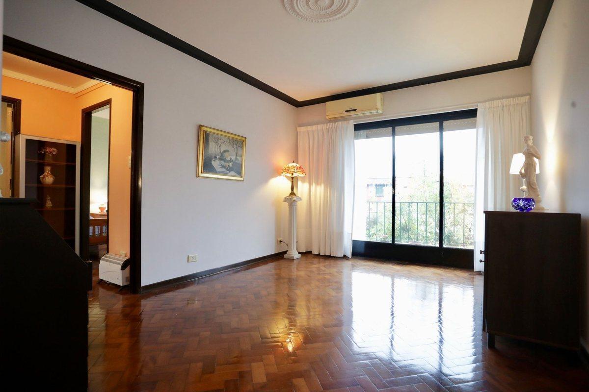 VENTA - DEPTO 3 AMB. IMPECABLE C/BALCON