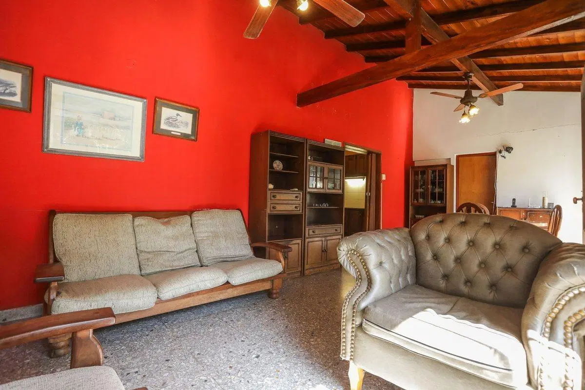 VENTA - Casa 5 Amb Cochera y Jardin - LA HORQUETA 5