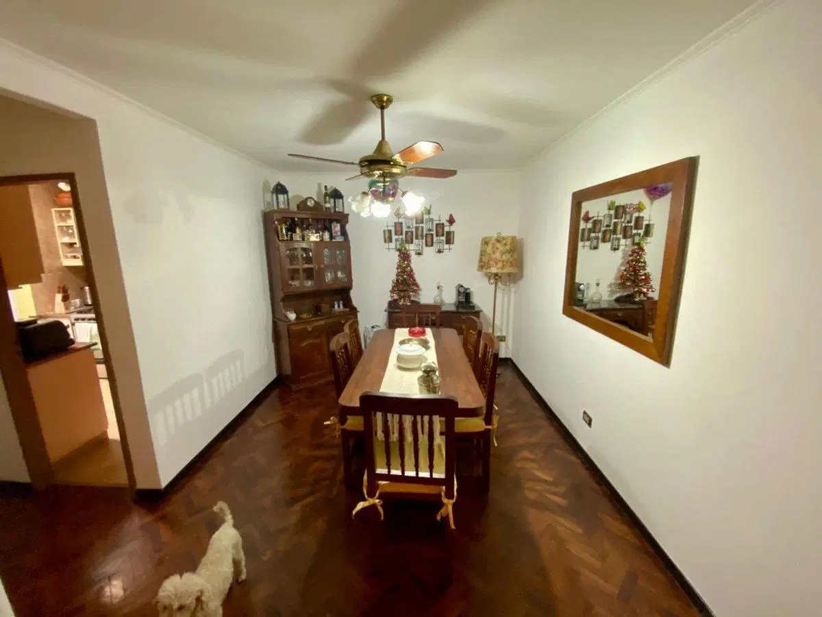 VENTA DE HERMOSA CASA 5 AMBIENTES EN VILLA CELINA 5