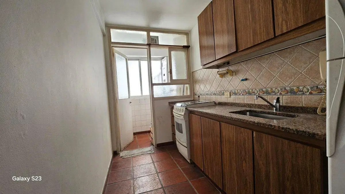 VENTA DEPTO 2 AMB - ESPACIO GUARDA COCHE- ZONA LDZ 3