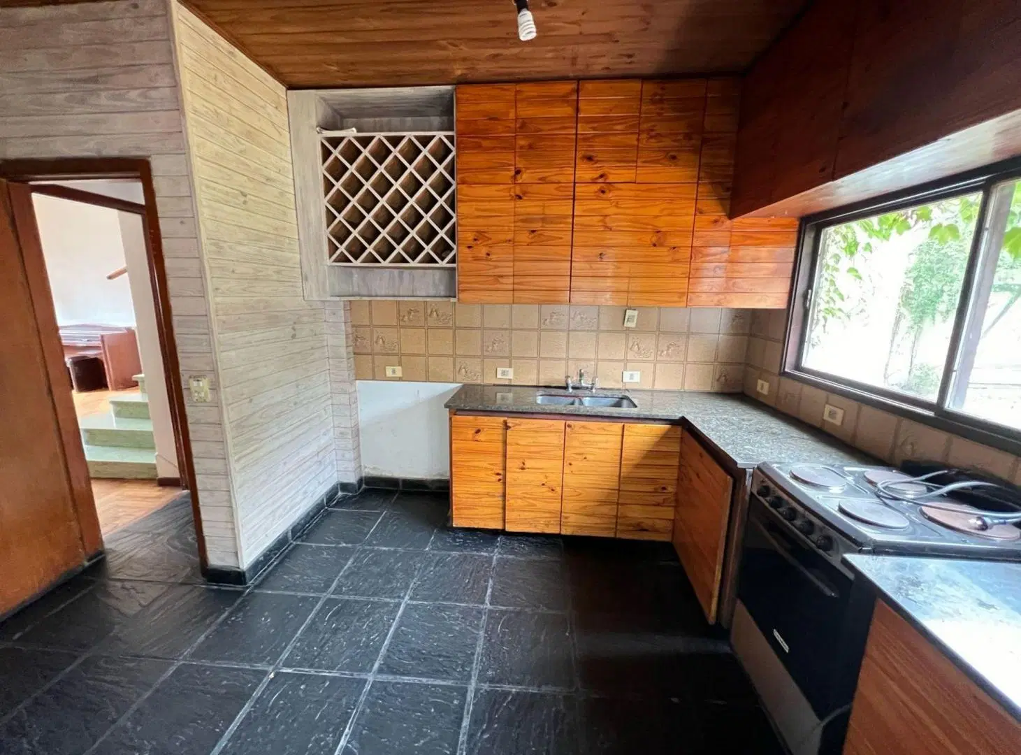 VENTA CASA 5/6 AMB CON JARDÍN COGHLAN 4