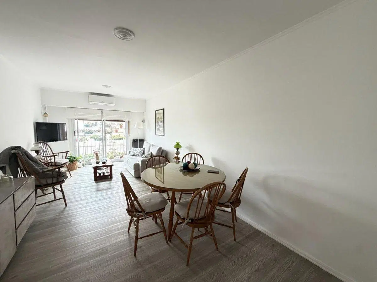 VENTA DEPTO 4 AMBIENTES CON BALCON VILLA MARTELLI 2