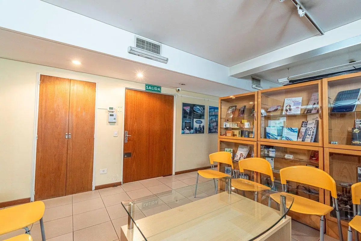 OFICINA LISTA PARA OPERAR - PISO de 100 m² 2