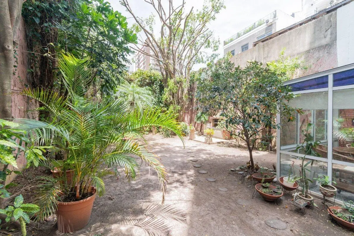 Dpto 3 Ambientes con  Jardín 2